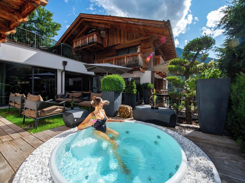 Hotel Montchalet - Teras