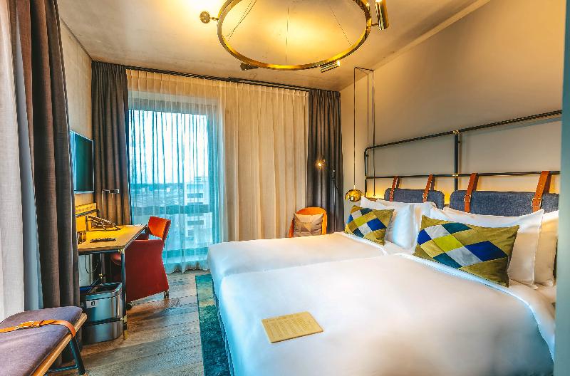 Four Elements Hotel Amsterdam - Oda