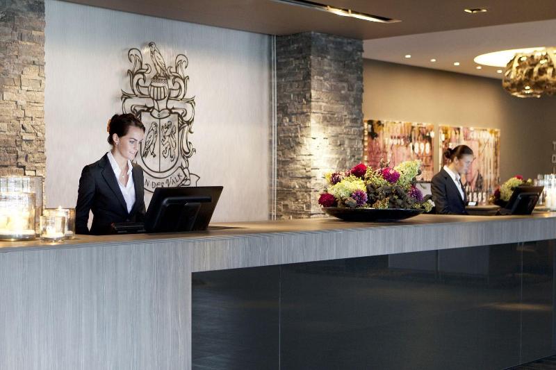 Van Der Valk Hotel Dordrecht - Lobi