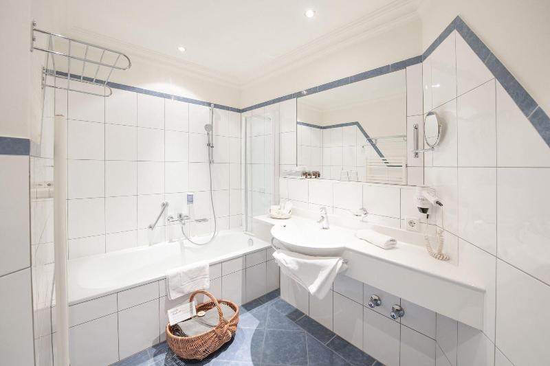 Hotel & Spa Ebner's Waldhof am See - Oda