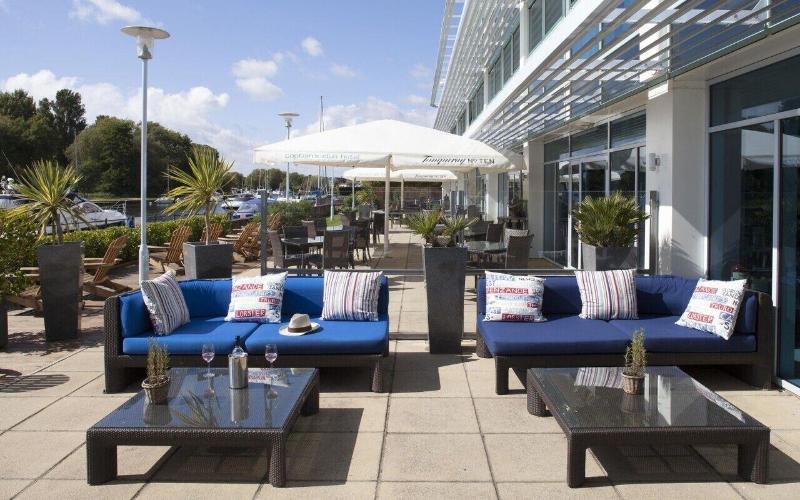 Captains Club Hotel - Genel