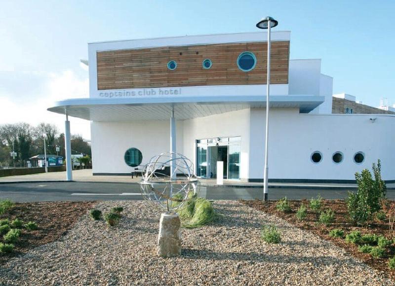 Captains Club Hotel - Genel