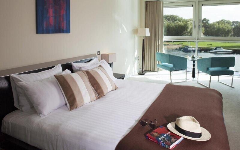 Captains Club Hotel - Oda