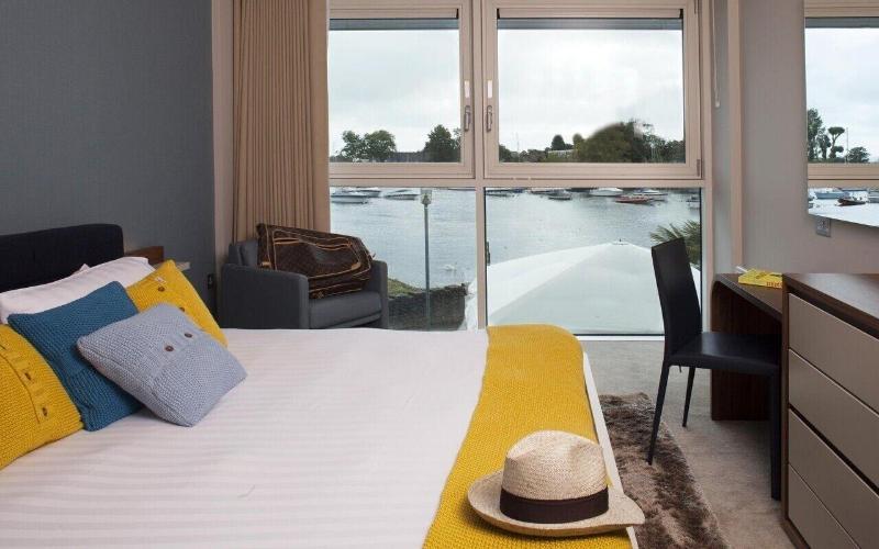 Captains Club Hotel - Oda