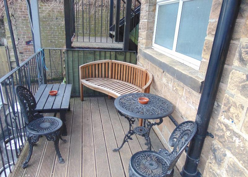 The Old Poets Corner - Teras