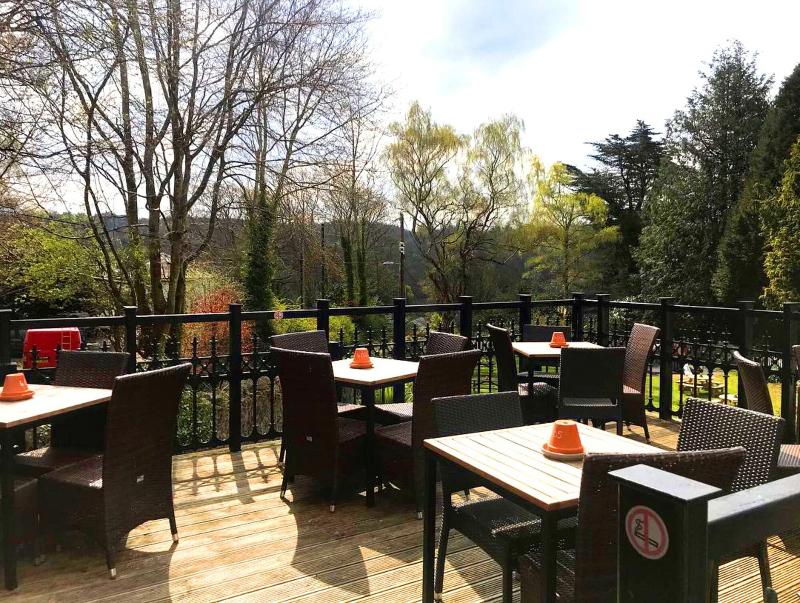 The Anglesey Arms - Teras