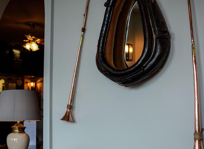 The Falcon Hotel - Lobi
