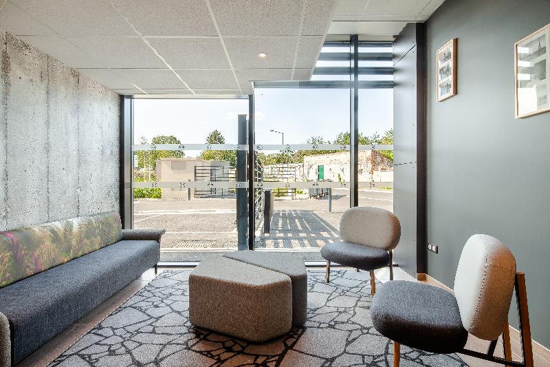 B&B HOTEL Igny Palaiseau - Lobi
