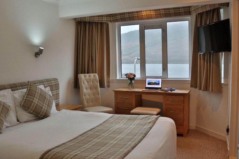 Loch Long Hotel - Oda