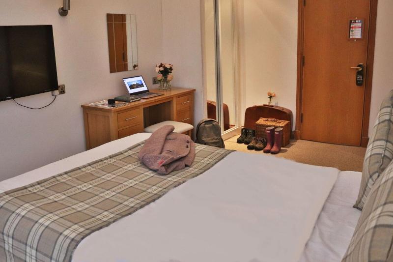 Loch Long Hotel - Oda