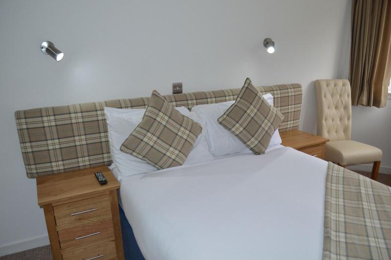 Loch Long Hotel - Oda