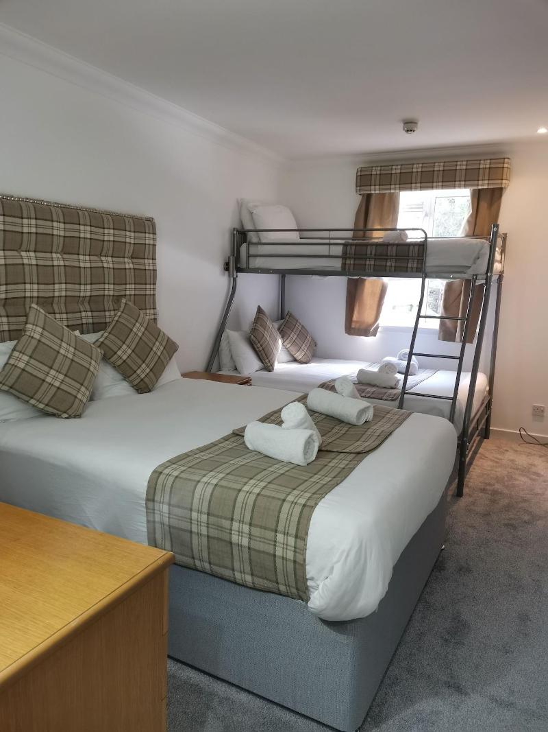 Loch Long Hotel - Oda