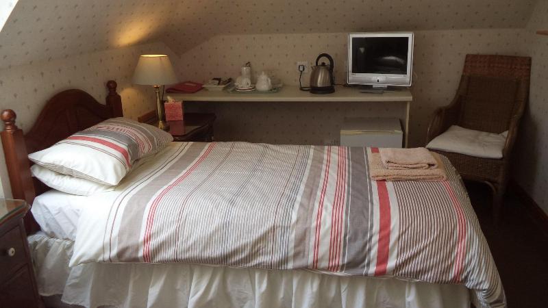Acer Lodge Guest House - Oda