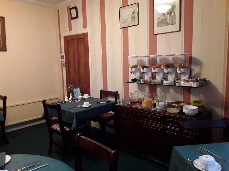 Acer Lodge Guest House - Restoran
