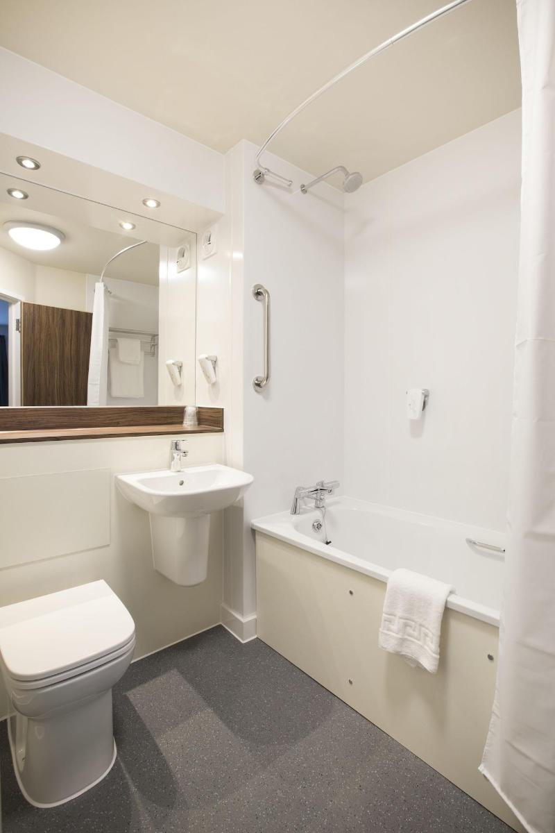 Spring River Ebbsfleet by Marston's Inns - Oda