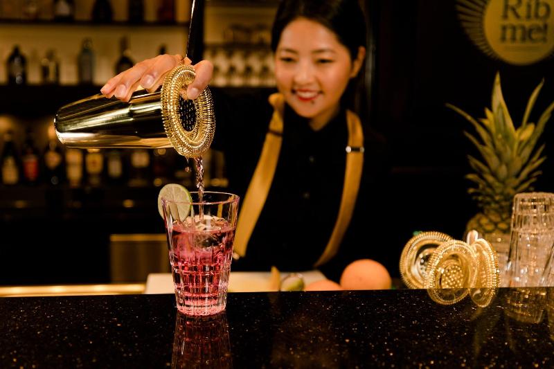 Derag Livinghotel Kanzler - Bar