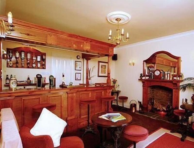 Brandon Lodge - Bar
