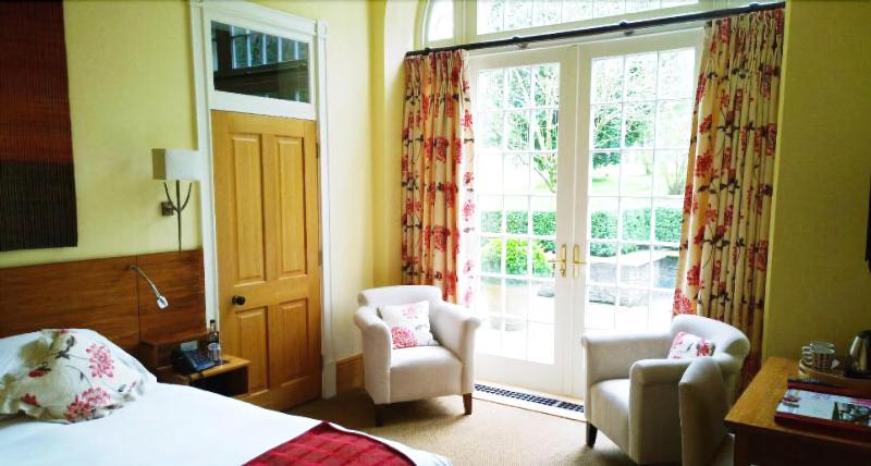 Slebech Park Restaurant & Rooms - Oda