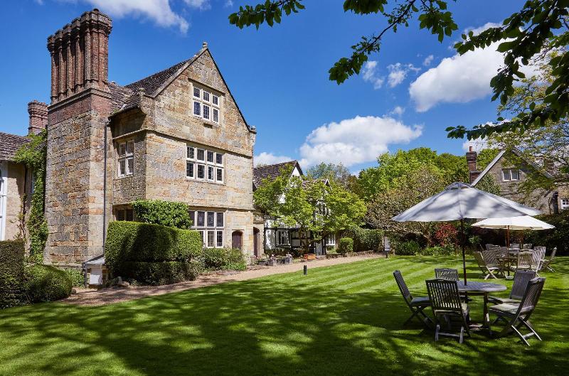 Ockenden Manor Hotel & Spa - Genel