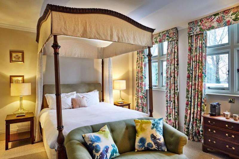 Ockenden Manor Hotel & Spa - Genel