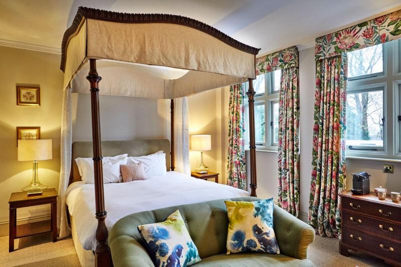 Ockenden Manor Hotel & Spa - Genel