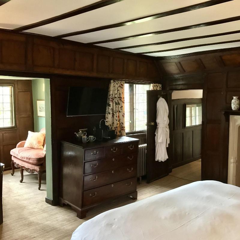 Ockenden Manor Hotel & Spa - Oda