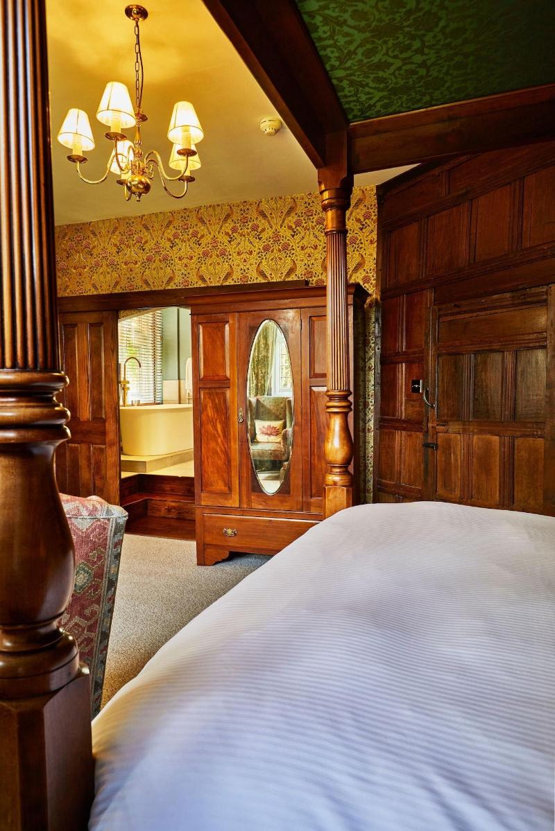 Ockenden Manor Hotel & Spa - Oda