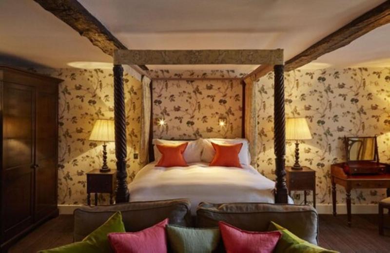 Ockenden Manor Hotel & Spa - Oda