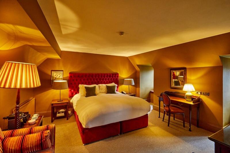 Ockenden Manor Hotel & Spa - Oda