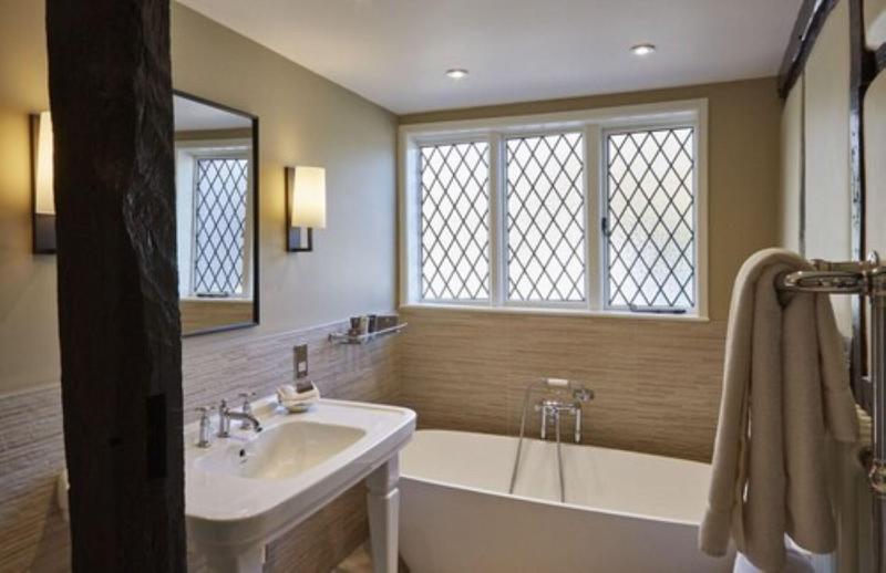 Ockenden Manor Hotel & Spa - Oda
