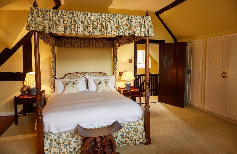 Ockenden Manor Hotel & Spa - Oda