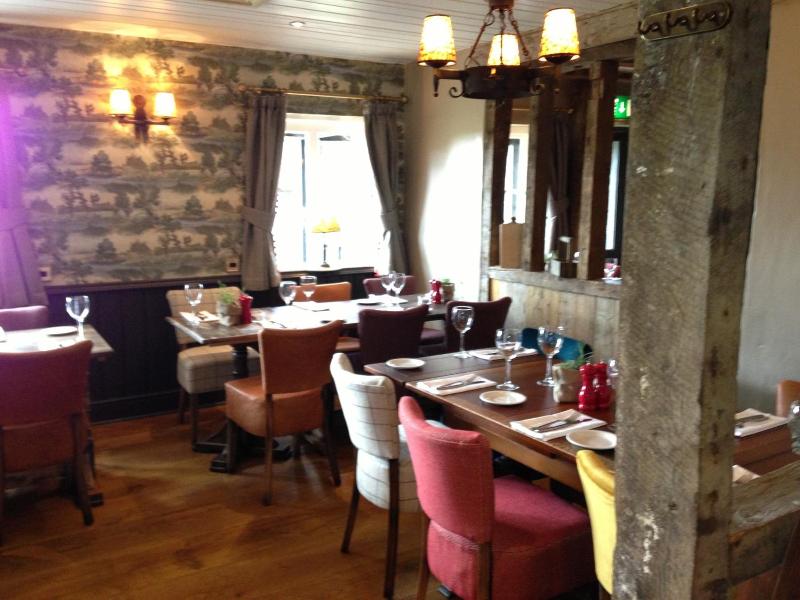 The Crown Pub Dining Rooms - Genel