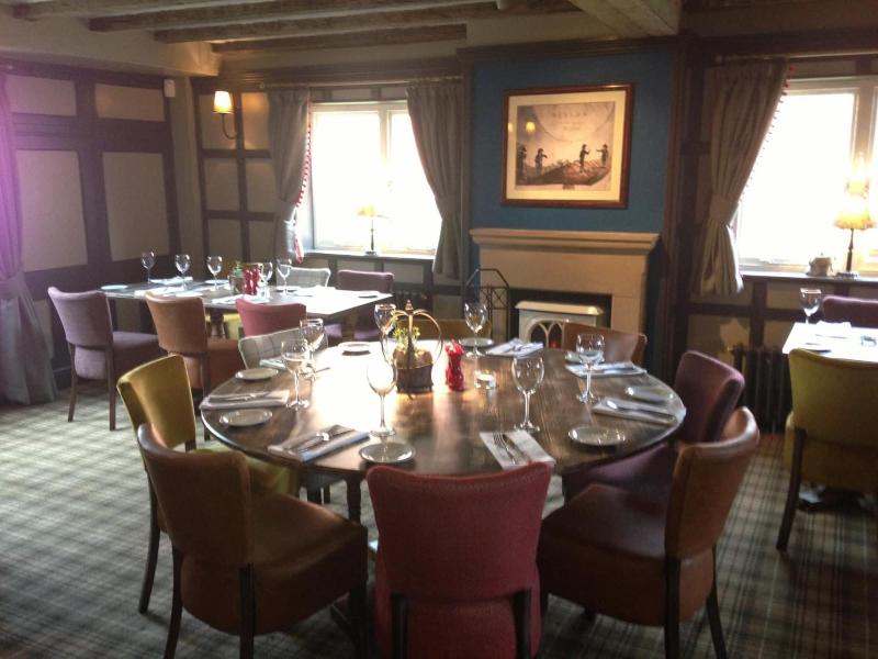 The Crown Pub Dining Rooms - Restoran