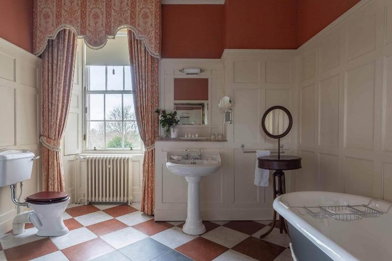 Glenapp Castle - Oda