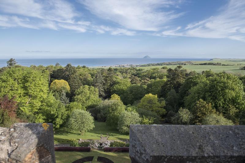 Glenapp Castle - Oda
