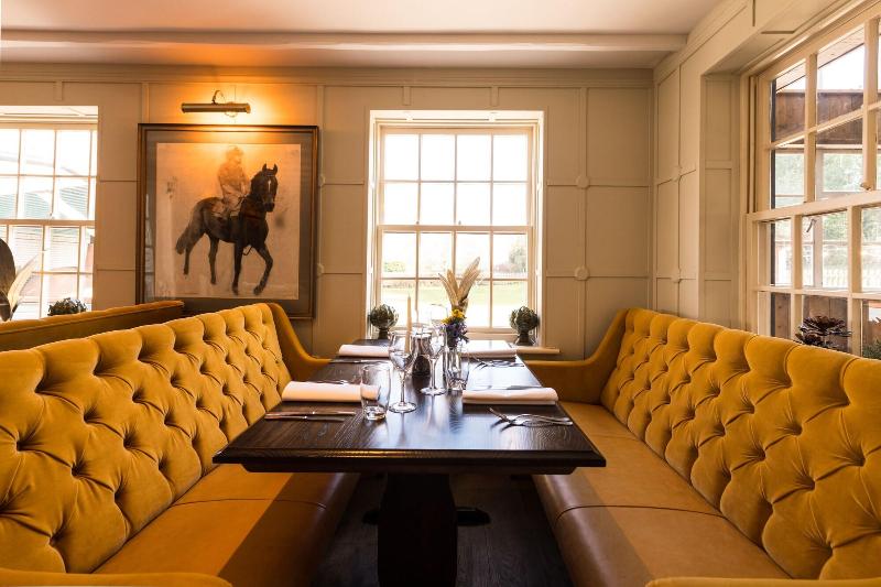 Queens Arms - Restoran