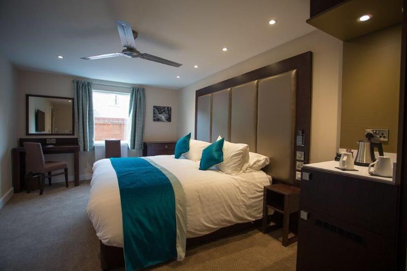 The Burton Hotel And Cloud Nine - Oda