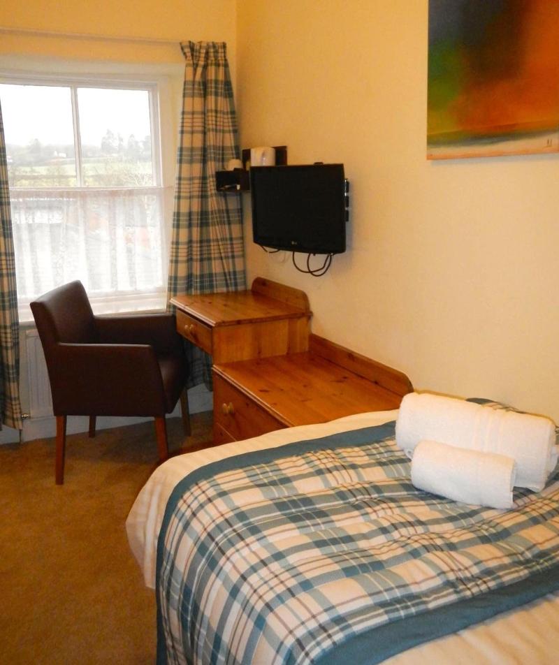 The Burton Hotel And Cloud Nine - Oda