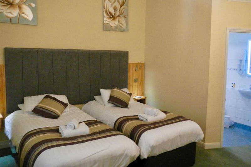 The Burton Hotel And Cloud Nine - Oda