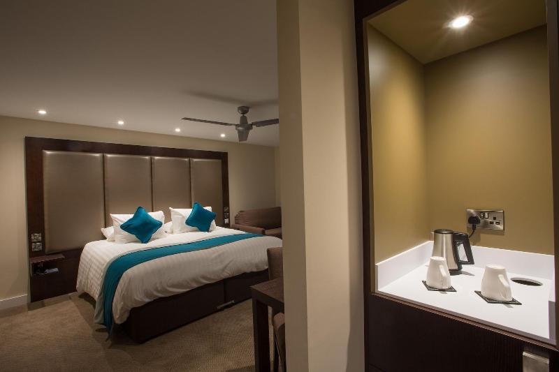 The Burton Hotel And Cloud Nine - Oda