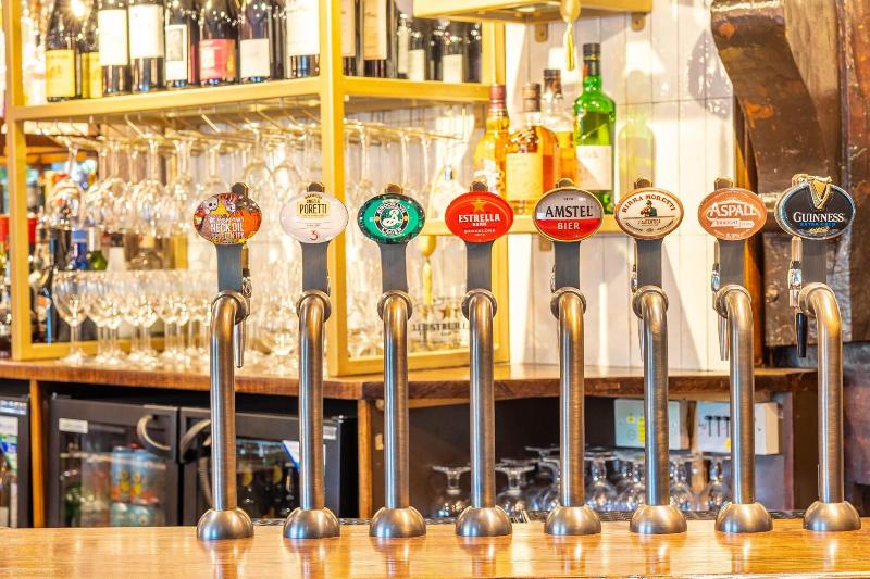 Hartford Hall, Northwich by Marston's Inns - Bar