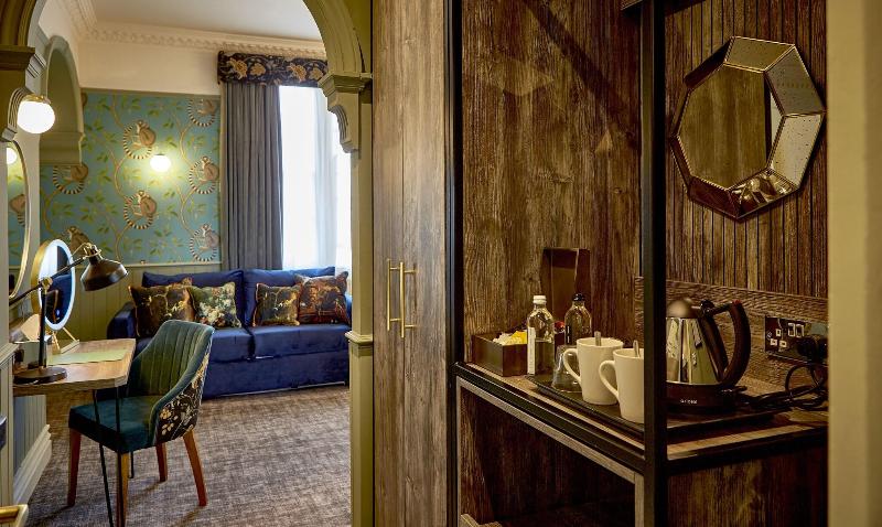 Alderley Edge Hotel - Oda