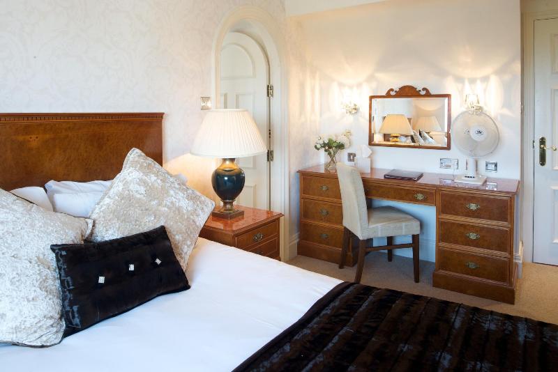 Alderley Edge Hotel - Oda