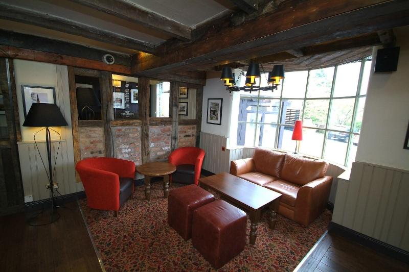 De Trafford Hotel By Greene King Inns - Bar