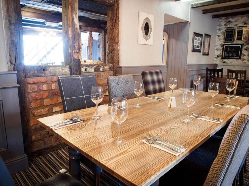 De Trafford Hotel By Greene King Inns - Restoran