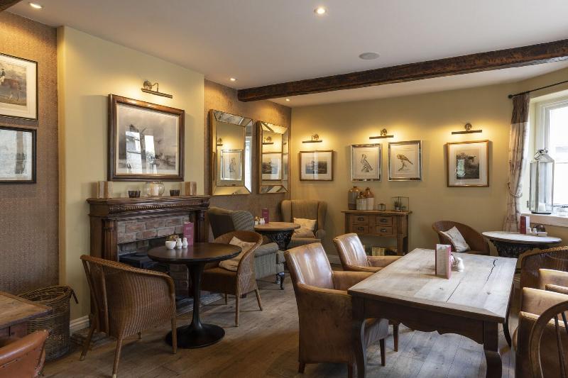 Falcon Manor Hotel - Bar