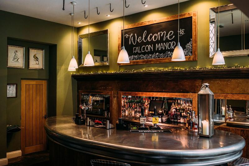 Falcon Manor Hotel - Bar