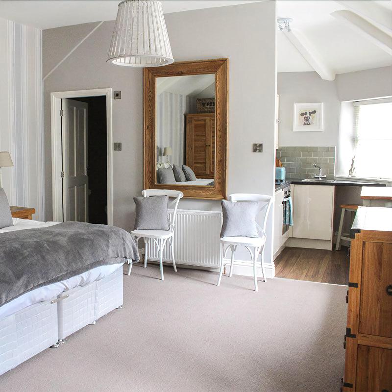 Falcon Manor Hotel - Oda