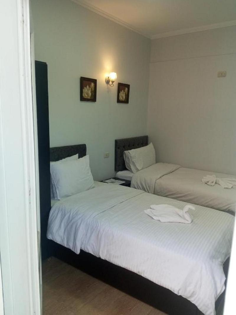 New Panorama Hotel - Oda