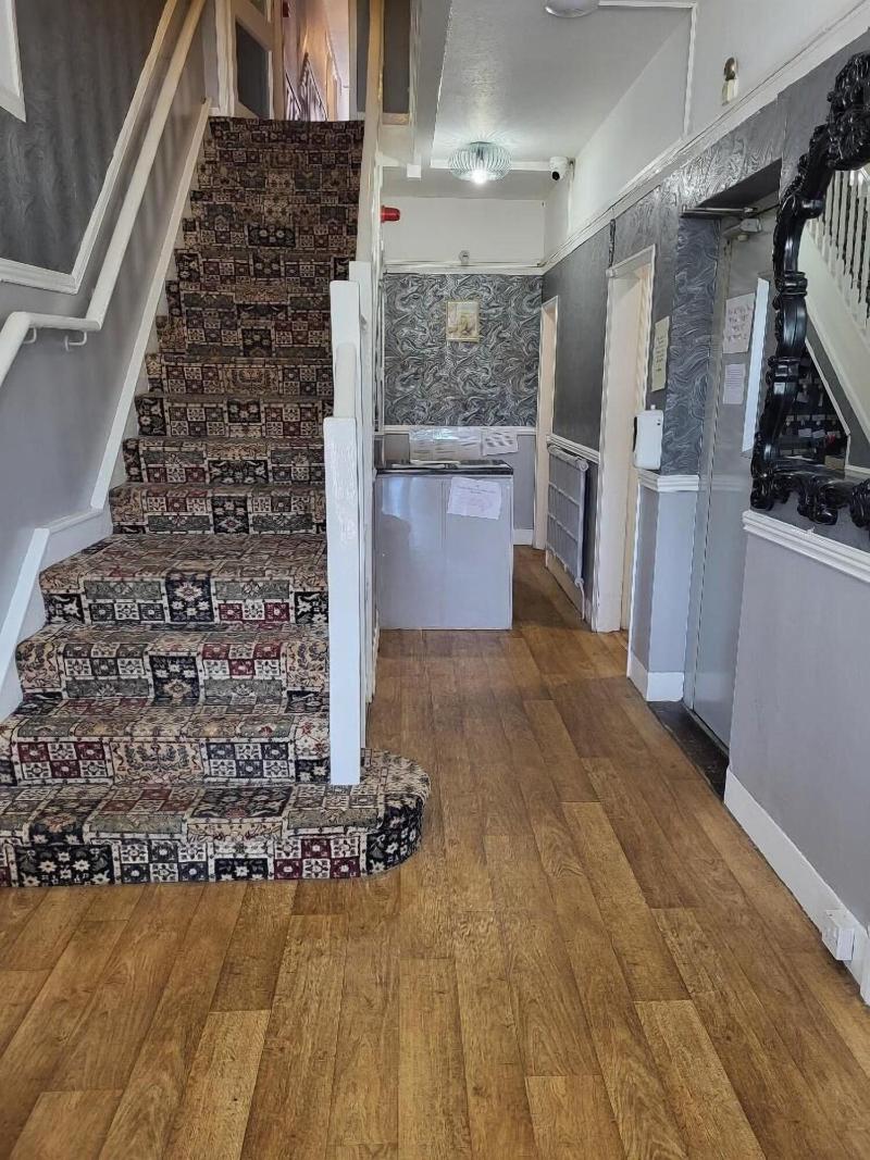 North Parade Seafront Accommodation - Lobi